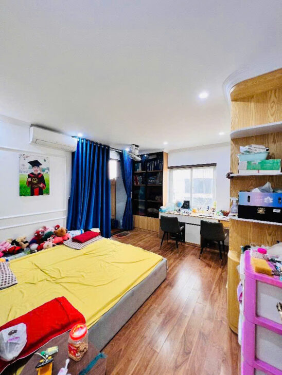 Bán căn hộ chung cư Vật Tư Du Lịch tại Trần Thủ Độ, Hoàng Mai 145m2, 3 ngủ, Giá 6.x tỷ