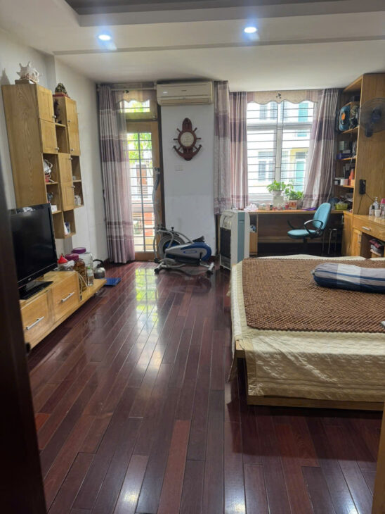 CHO THUÊ NHÀ MẶT PHỐ NGUYỄN VĂN LỘC HÀ ĐÔNG