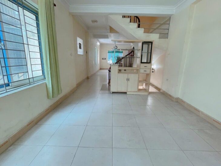 BÁN NHÀ PHÂN LÔ 63m2 Hai MẶT TIỀN hơn 6m CẦU GIẤY 5 TẦNG GIÁ CHỈ 18 TỶ