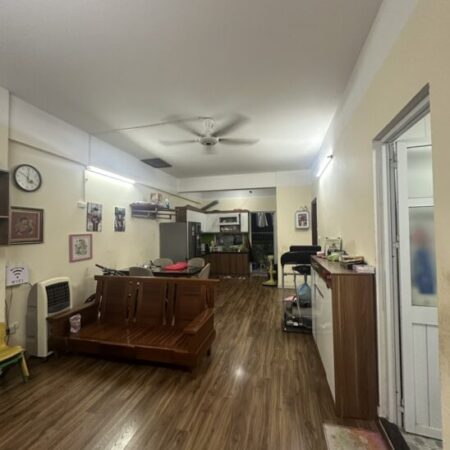 Bán nhanh căn hộ 70m² – 2PN, 2WC tại CT Thạch Bàn, Long Biên – Sổ đỏ chính chủ, giá 3.8 tỷ