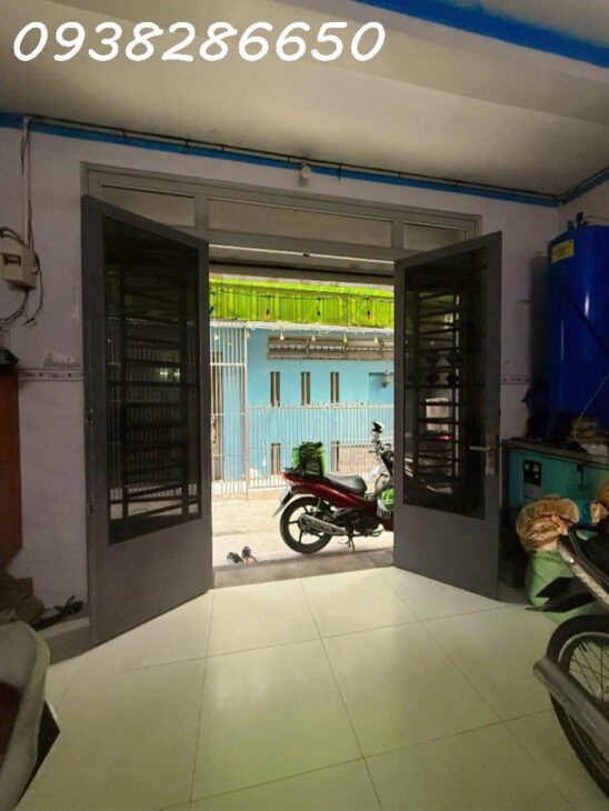 Nhà 2 lầu Đúc Kiên Cố , DT 63m2 – 3PN, 2WC, DT: ( 5m x 12,5m ) .Đường Nguyễn Thị Đặng Phường Tân