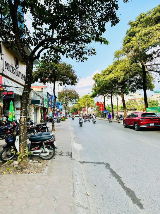 BÁN NHÀ HOÀNG QUỐC VIỆT 101M2X5T,VIEW HỒ,ÔTÔ, KINH DOANH,MẶT TIỀN 5.3M, GIÁ 32.8 TỶ