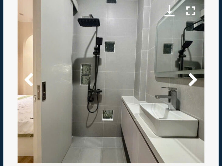 + Toà khách sạn 6,5 tầng hiện đại, Ngũ Hành Sơn, gần trung tâm Chính quận, đi bộ vài phút ra bãi