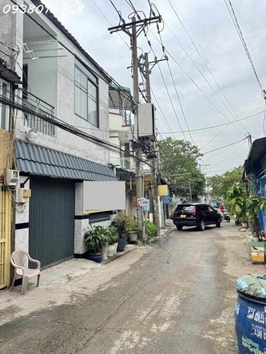 BÁN NHÀ MẶT TIỀN SÁT UBND LONG THẠNH MỸ – GIÁ CHỈ 3.8 TỶ