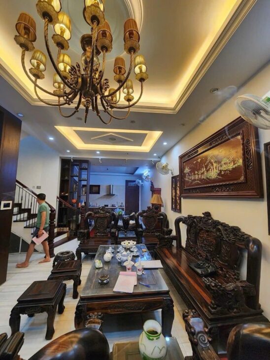 Bán nhà VIP Linh Đàm, 3 mặt thoáng, vỉa hè rộng,ô tô dừng đỗ, kinh doanh đỉnh, 75m2, 26,5 tỷ