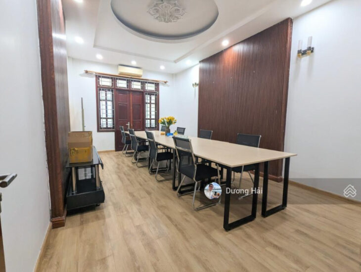 Bán nhà mặt phố Quận Cầu Giấy 190m2 – 9 tầng – thang máy dòng tiền ổn định 2tỷ6/năm hai thoáng