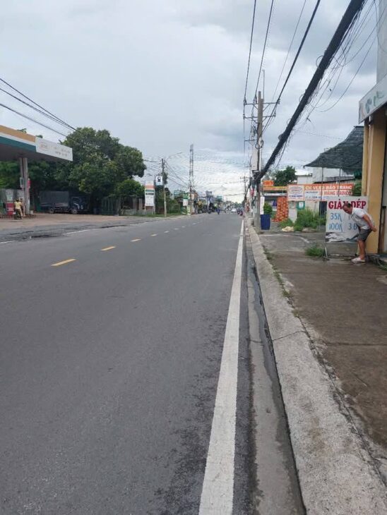 Bán nhà mặt tiền 21x80m giá 20 tỷ Đường Tỉnh Lộ 15