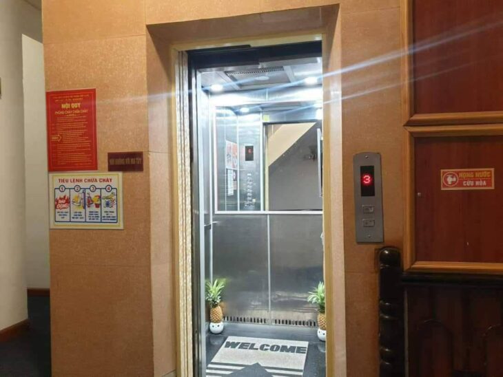 Khách Sạn Mặt Phố Mai Hắc Đế 100m2/ 8Tầng/ MT 4.5m 83 Tỷ, Doanh thu 1.6 Tỷ/năm