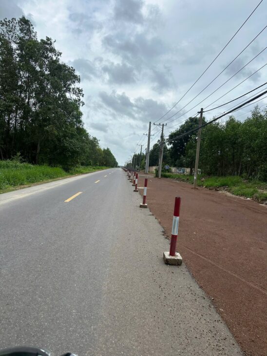 Kẹt tiền bán gấp 05 nền giá sỉ. DT 30×22 Thổ cư 400m2. Chỉ 3tỷ thôi. Vay được 1,5tỷ. LH: 0902.528292
