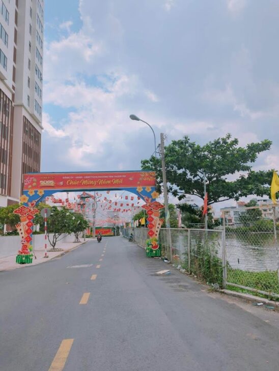 BÁN DÃY TRỌ – HẺM XE TẢI – DT: 6.2M x 21(125M2) – NGUYỄN VĂN LINH – QUẬN 7 – GIÁ 13.6 TỶ