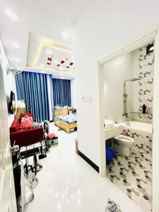 NHÀ RIÊNG NỞ HẬU TÀI LỘC – 4 TẦNG – KHU BIỆT TỰ KIỀU ĐÀM – DT: 4.2M x20M( 78M2) – TÂN HƯNG – QUẬN