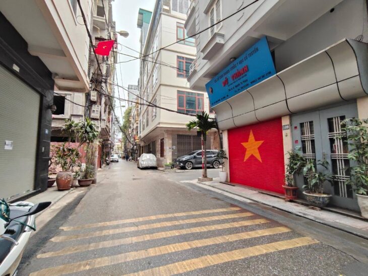 Bán nhà Mặt Phố Vĩnh Phúc (Hoàng Hoa Thám) 55m/6 Tầng/ MT 4.7m 30.5 Tỷ, KD đỉnh