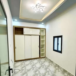 BÁN NHÀ FULL NỘI THẤT – HỒNG BÀNG – 39M2 ( 3×13M) – 2 TẦNG – HẺM 3M – THÔNG TỨ TUNG – NHỈNH 3 TỶ.