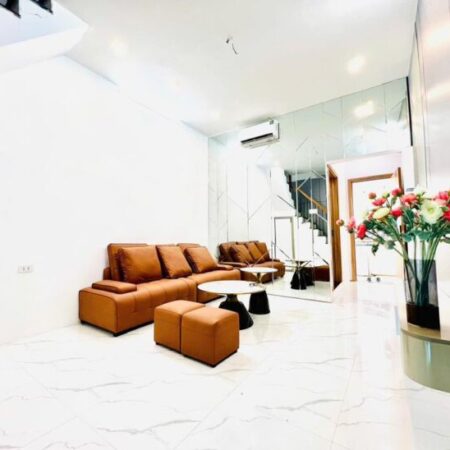 ????Tập thể Nam Đồng 90m 3PN Nội thất kính coong, Ô tô đỗ dưới, Tiện ích nhiều, 3.96 tỷ???? ????Tập thể Nam Đồng 90m 3PN Nội thất kính coong, Ô tô đỗ dưới, Tiện ích nhiều, 3.96 tỷ????