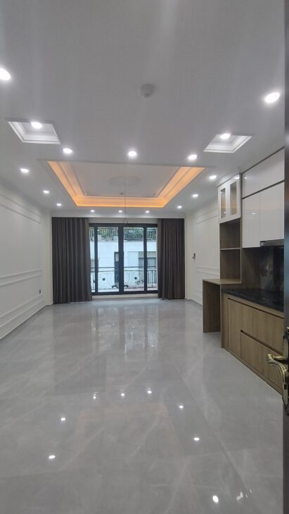 ????????8 tầng Vĩnh Phúc, Ba Đình 46m2 thang máy, Ô tô tránh, Kinh doanh đa năng, 24.5 tỷ