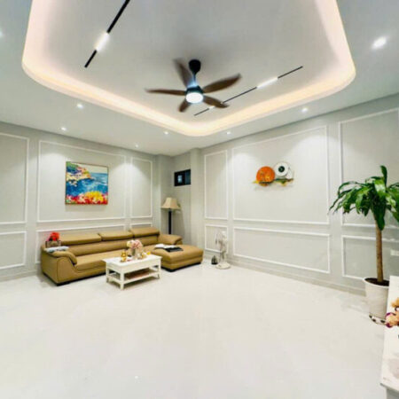 Nhà trên 12 tỷ có ngay em hoa hậu Minh Khai mặt tiền 6m _DT 50m2/5 tầng_Thang máy nhập.