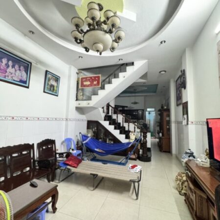 Bán nhà 72m², 6PN, 4WC, 4 tầng, Linh Trung, Thủ Đức – 8.9 tỷ Bán nhà 72m², 6PN, 4WC, 4 tầng, Linh Trung, Thủ Đức – 8.9 tỷ