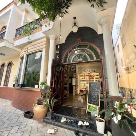 Biệt thự ngay Aeon Mall Tân Phú, 3 tầng 14×21,250m2 6PN. Hẻm oto tránh 0902849934