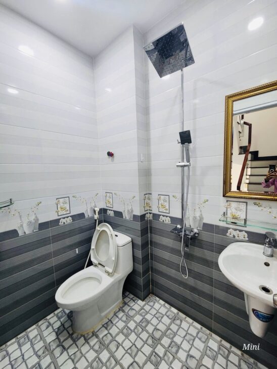 Phạm Văn Chiêu – P.14, Q. Gò Vấp 50m² – 5 tầng Giá 6 tỷ