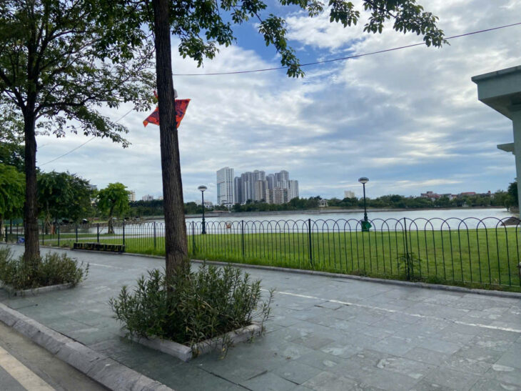 Siêu phẩm View hồ Trần Duy Hưng, ô tô vào Nhà 3 tầng, 125m², mặt tiền 8,2m- 40 tỷ
