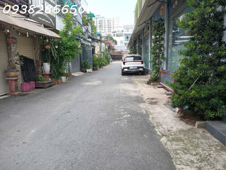 Hẻm Xe Hơi Thông Các Ngả Nhà 3 Tầng lầu ,DT #48m2 , Phường Tân Chánh Hiệp Q12