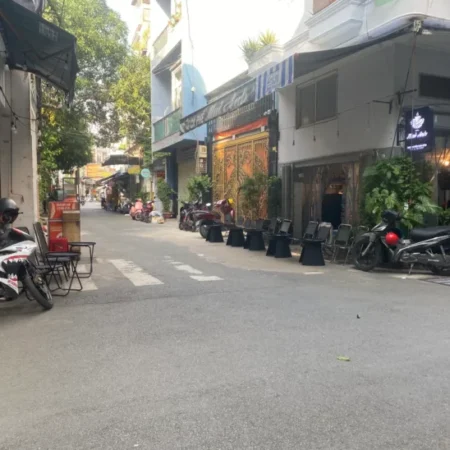 Nhà cần bán gấp!HXH Thân Nhân Trung,Tân Bình,4 tầng,320m2 sàn,nhỉnh 18.5 tỷ