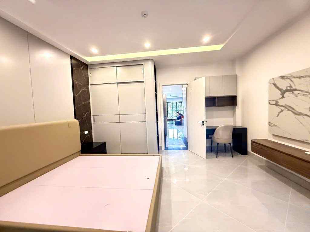 Chung cư mini quận Long Biên, 90m x 7 tầng, ôtô thông, PCCC cao cấp, dòng tiền 80tr/tháng