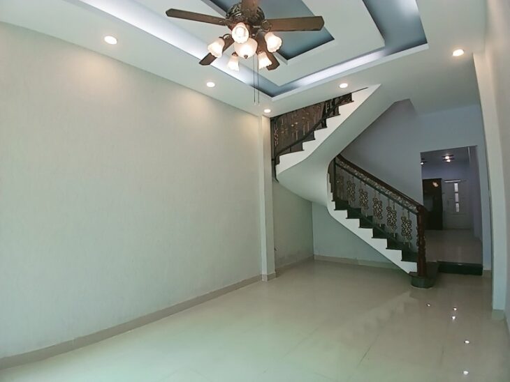 Bán nhà 97m2, 2 tầng, 3PN, Q.9, 6.9 tỷ, sổ hồng