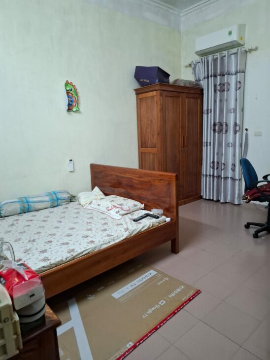 BÁN NHÀ BỒ ĐỀ 16 tỷ 95m MẶT TIỀN 6m NGÕ THÔNG Ô TÔ,SÁT MẶT PHỐ,LONG BIÊN