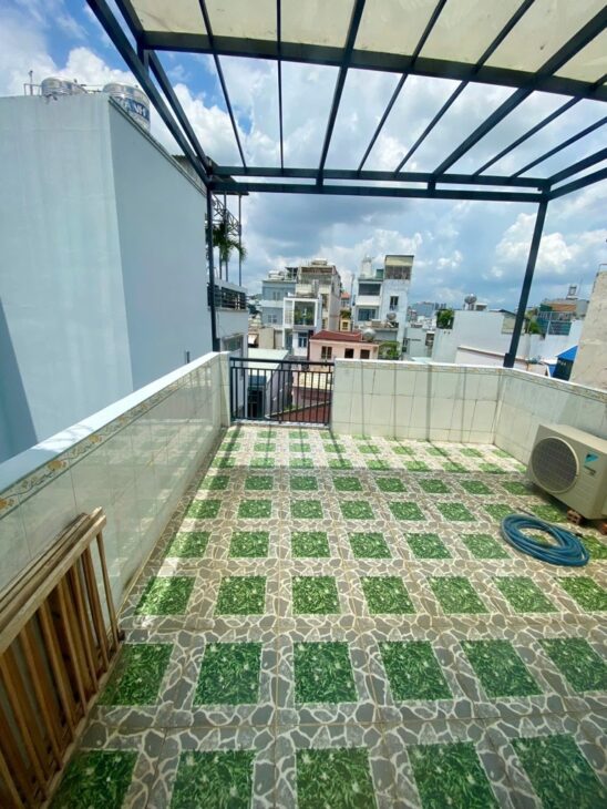 NHÀ MỚI HXH – CÁCH CHỢ PHẠM VĂN HAI 300M – 4 TẦNG. SỔ ĐẸP, CHỈ 6.X T.Ỷ