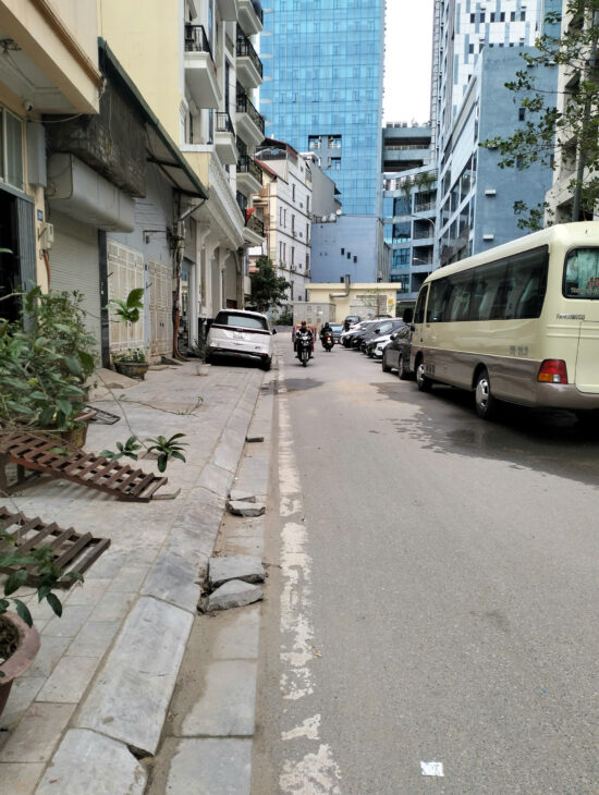 HIẾM!MẢNH ĐẤT CÒN XÓT LẠI MẶT PHỐ MỸ ĐÌNH,DT=115m, MT=5m, NHỈNH 26TY