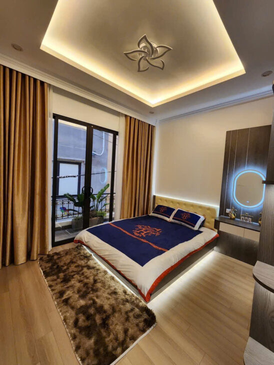 Siêu phẩm phân lô mới đét phố Thái Hà, Đống Đa, 43m2, 5 tầng thang máy, gara ô tô, giá 16.x tỷ