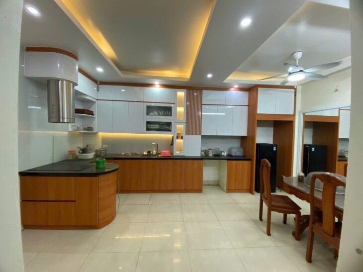 Cho thuê nhà nguyên căn 4 tầng phố Ao Sen – Gần HV An Ninh, kinh doanh tốt, 25 triệu/tháng