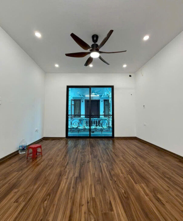 SIÊU PHẨM NGUYỄN KHANG, Ô TÔ ĐỖ CỬA, 5 TẦNG 36M2, NHỈNH 10 TỶ
