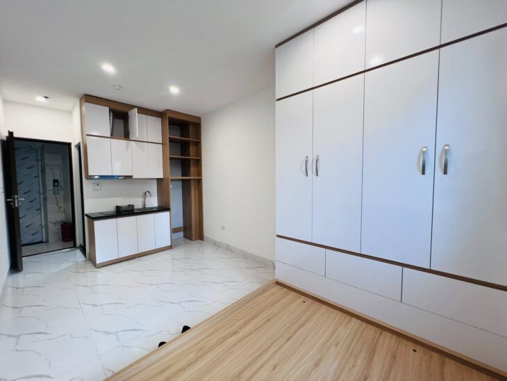 TÒA CHDV XÂY MỚI Ở CẦU GIẤY-7 TẦNG THANG MÁY-10 PHÒNG-PCCC ĐẦY ĐỦ- KHU VỰC VIP- TẦM TIỀN NHIỀU