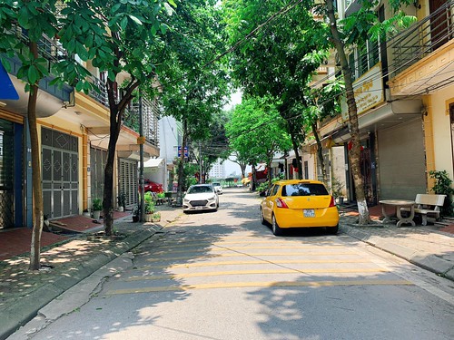 BÁN NHÀ TÂY TRÀ HOÀNG MAI -LÔ GÓC- MT RỘNG-Ô TÔ-NHỈNH 12 TỶ