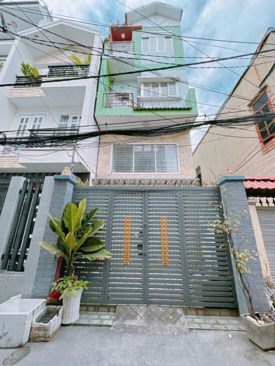 NHÀ ĐẸP 5 TẦNG BTCT NGUYỄN THỊ THẬP – 4M x 13M – Ô TÔ NGỦ NHÀ – GIÁ CHỈ 8.5 TỶ