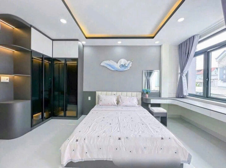 căn nhà MƠI, HẺM THÔNG nhanh KDBB – 3 TẦNG, NGUYỄN VĂN QUỲ Q7 – FULL thiết kế bên trong sang trọng,