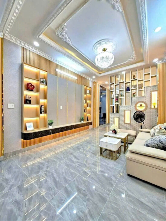 CƠ HỘI HIẾM CÓ! NHÀ PHỐ 3 TẦNG QUẬN 7 – VỊ TRÍ VÀNG SÁT PHÚ MỸ HƯNG