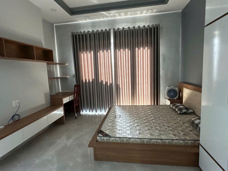 NHÀ 2 TẦNG, NGANG KHỦNG 18M -187M2 HẺM XE TẢI – HUỲNH TẤN PHÁT, Q7 – CHỈ 8,1 TỶ