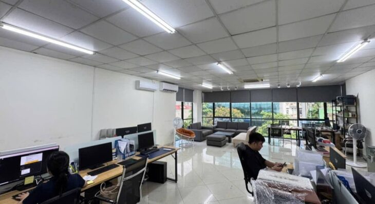 TÒA NHÀ VĂN PHÒNG CỰC ĐẸP_ MẶT PHỐ LẠC LONG QUÂN HỒ TÂY, LOTTE..6 NỔI 1HẦM NÉT ĐÉT