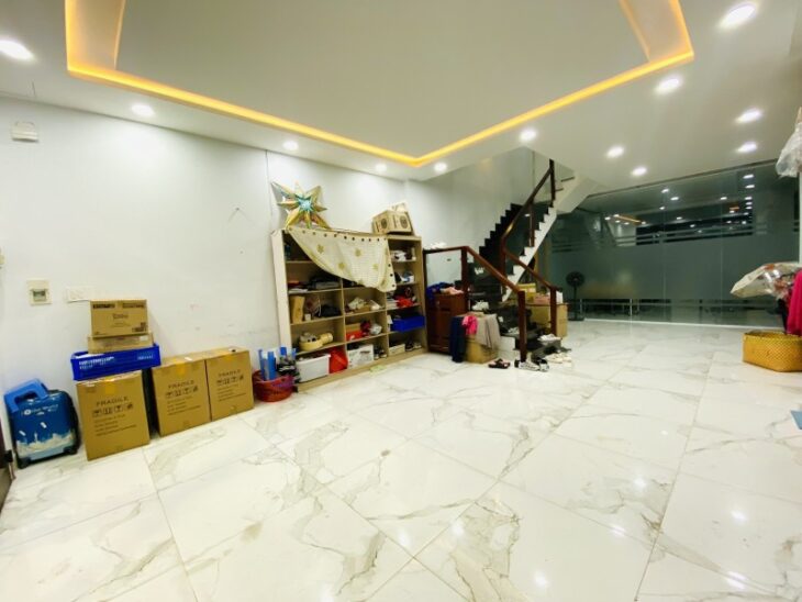 Bán nhà Khu compound Jamona, Quận 7 128m2 (7.5×17) 4 tầng 5PN, 18.5 tỷ