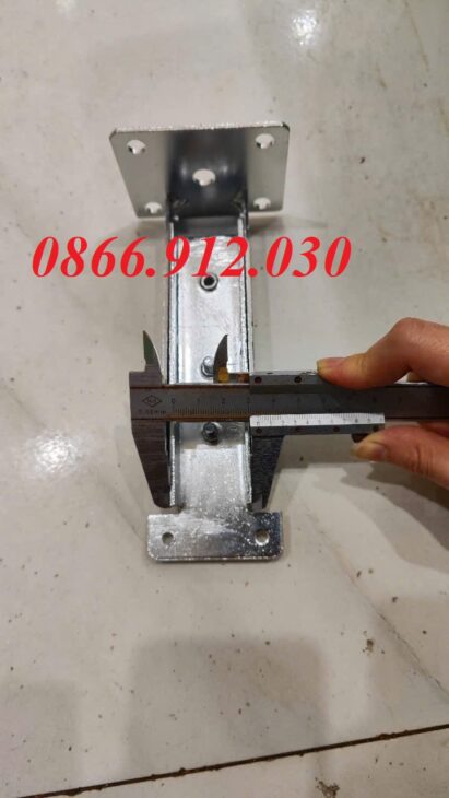 Pat ( Bas) đỡ bảng trượt, ke đỡ bảng trượt