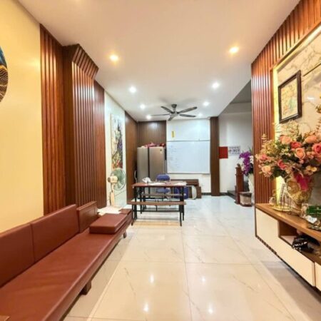 NHÀ ĐẸP Ở LÊ ĐỨC THỌ – 6 TẦNG – LÔ GÓC – CÁCH PHỐ 20M – SỔ NỞ HẬU – NHÀ MỚI XÂY, CHỦ THIỆN TRÍ .