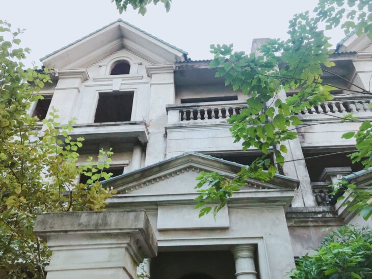 BÁN BT MẶT HỒ K7 CIPUTRA. ĐẤT RỘNG 334M2, SAU NHÀ NHÌN HỒ VÀ CÔNG VIÊN 65HA. GIÁ 167 TỶ