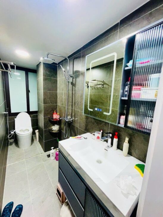 SIÊU PHẨM QUẬN CẦU GIẤY – 10m RA MẶT PHỐ – KHU VỰC HIẾM NHÀ BÁN – PHÂN LÔ QUÂN ĐỘI.