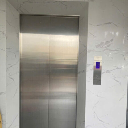 Cho thuê Nhà KD, VP, Nhà Hàng, 102m2_ 5T; vỉa hè, Nguyễn Khánh Toàn-30 Tr