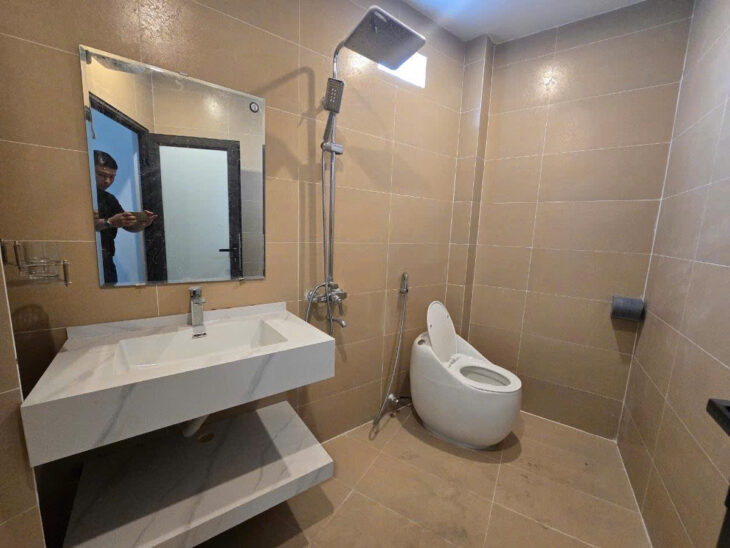 SIÊU PHẨM 8m MẶT TIỀN 9 TẦNG MẶT PHỐ CẦU GIẤY GIÁ 75 TỶ