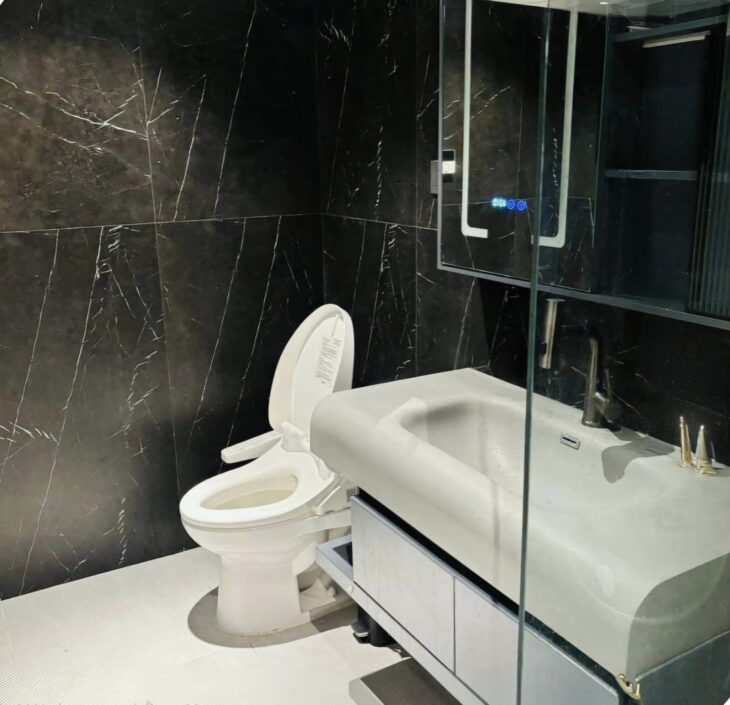 Cho thuê Nhà VP, Nhà Hàng, KD, Võ Thị Sáu, thang máy, 108m2x 5T vỉa hè 32 Tr