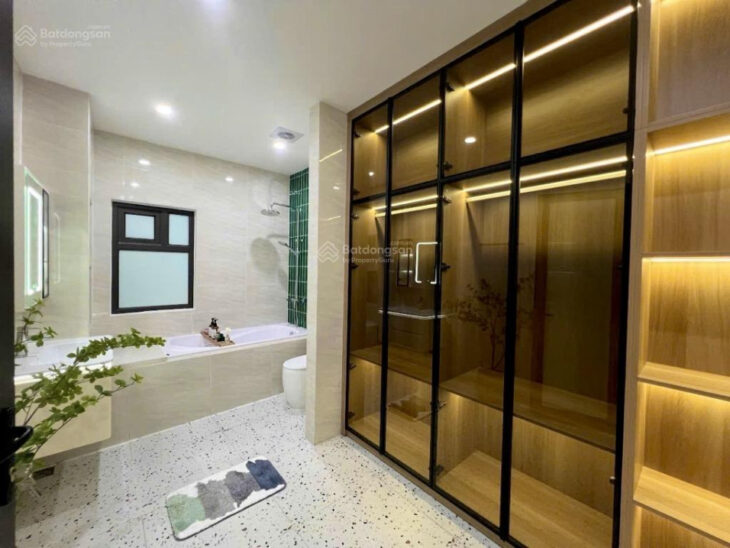 Nhà Định Công,dt 46m2 x 5T, ngõ nông,rộng 5m,giá 7.88 tỷ,nhà ở luôn